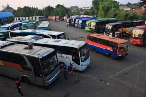 Suara Jakarta - Terminal Bus Antar Kota (foto : Antara)