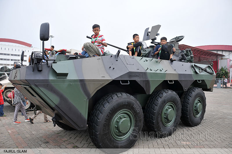 Pameran Industri Pertahanan Indo Defence 2014 Expo and Forum di Jiexpo Kemayoran, Jakarta. (Foto: Fajrul Islam/SuaraJakarta)