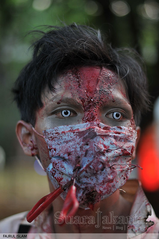 Karakter zombie menyeramkan di Festival Halloween Jakarta. (Foto: Fajrul Islam/SuaraJakarta)