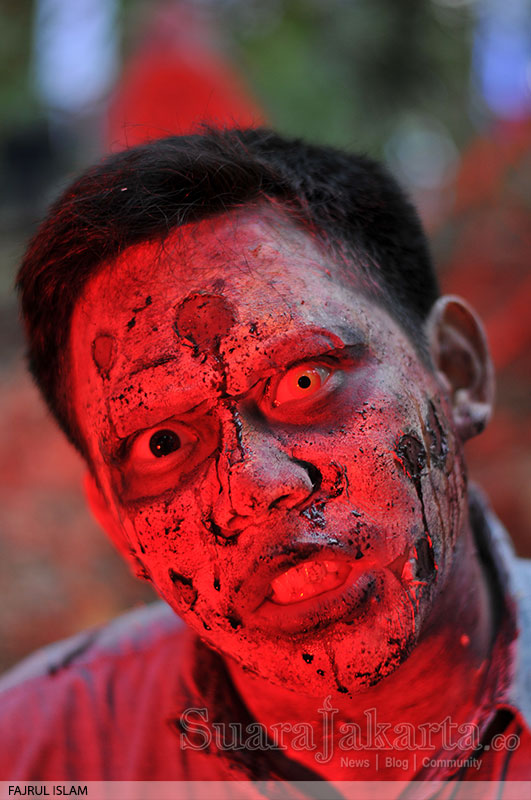 Karakter zombie menyeramkan di Festival Halloween Jakarta. (Foto: Fajrul Islam/SuaraJakarta)