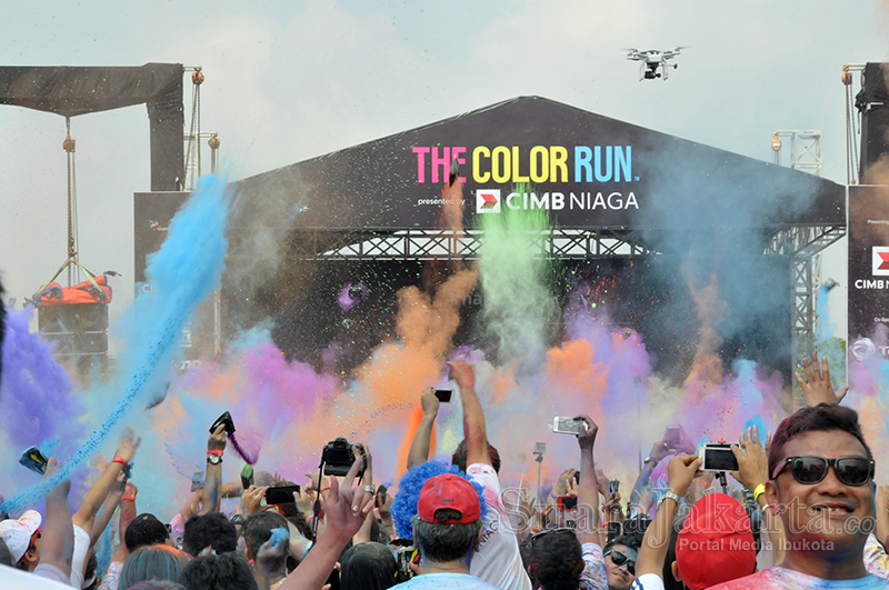 Happy 5K Jakarta Color Run Kembali Digelar di Parkir Timur Senayan, Jakarta. (Foto: Fajrul Islam/SuaraJakarta)