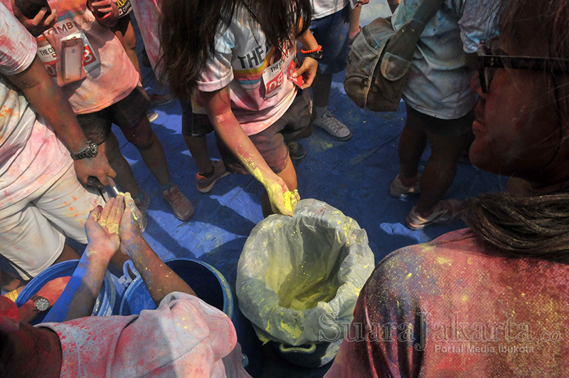 Happy 5K Jakarta Color Run Kembali Digelar di Parkir Timur Senayan, Jakarta. (Foto: Fajrul Islam/SuaraJakarta)