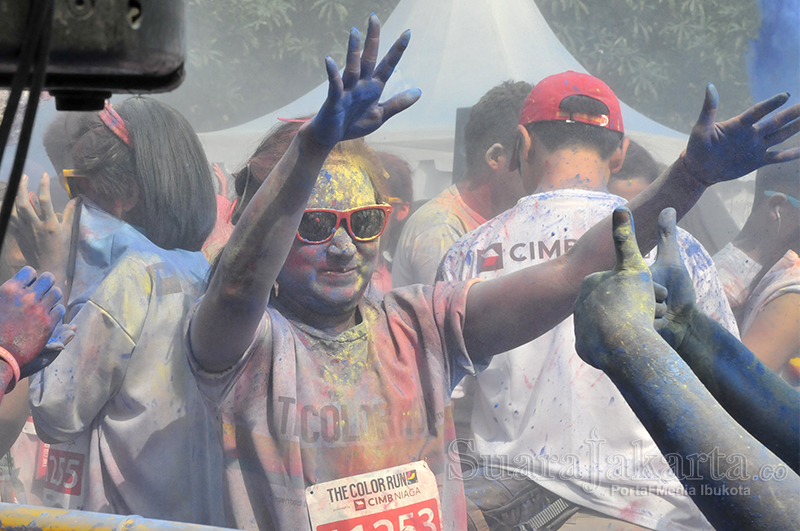 Happy 5K Jakarta Color Run Kembali Digelar di Parkir Timur Senayan, Jakarta. (Foto: Fajrul Islam/SuaraJakarta)