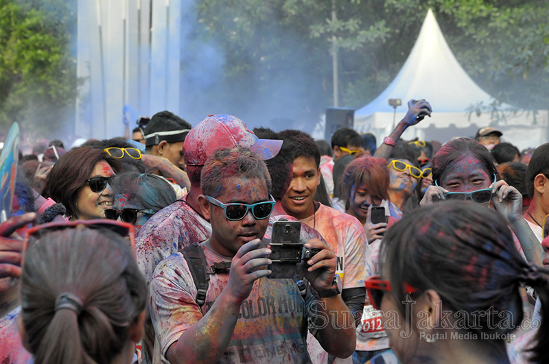 Happy 5K Jakarta Color Run Kembali Digelar di Parkir Timur Senayan, Jakarta. (Foto: Fajrul Islam/SuaraJakarta)