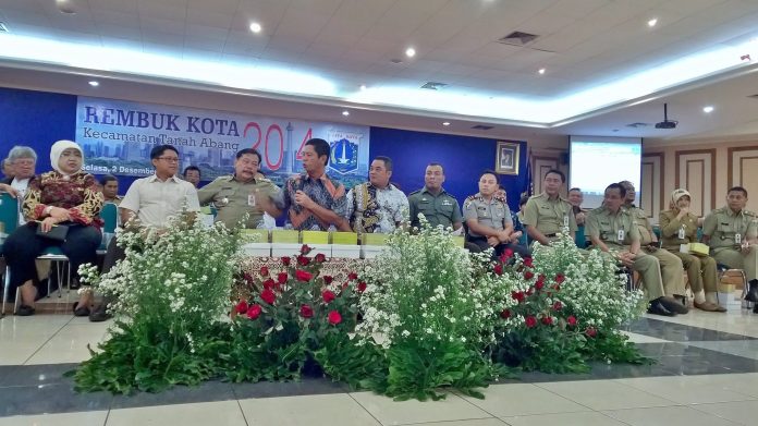 Dewan Kota Jakarta Pusat - Ardy Purnawan Sani diacara Rembug Kota Tanah Abang